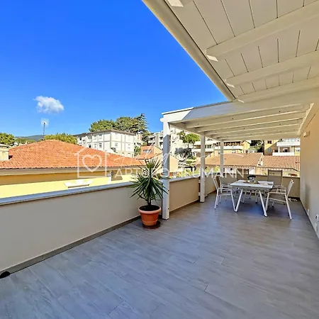 127 - Trilocale Al Secondo Piano Con Doppi Servizi, A Numana, In Ottima Posizione, Aria Condizionata - White Club Omaggio Dal Lun Al Ven Fino Al 02-08 Διαμέρισμα Numana